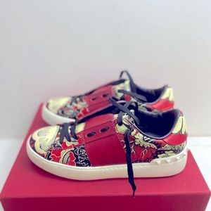 Valentino rockstud sneakers
